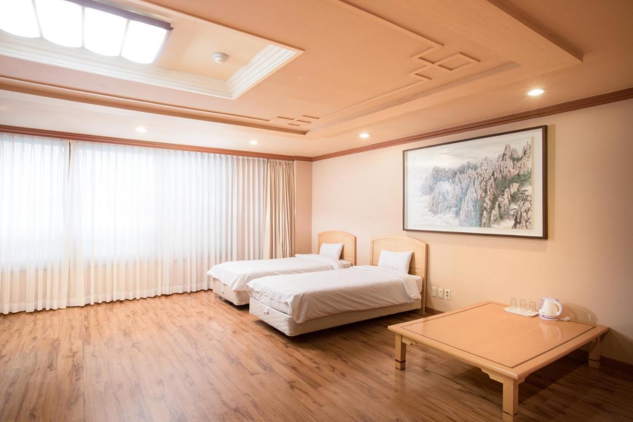 Jeju Hawaii Hotel Exterior photo